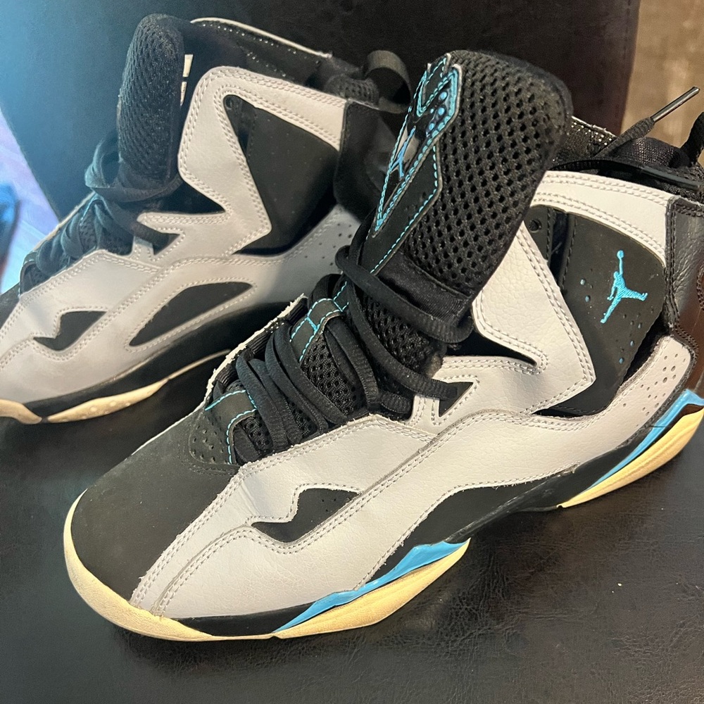 Jordan’s size 7